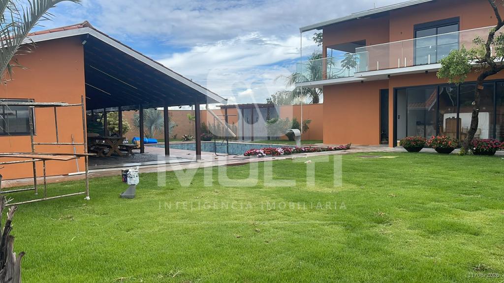 Sítio, 3 quartos, 1100 m² - Foto 1