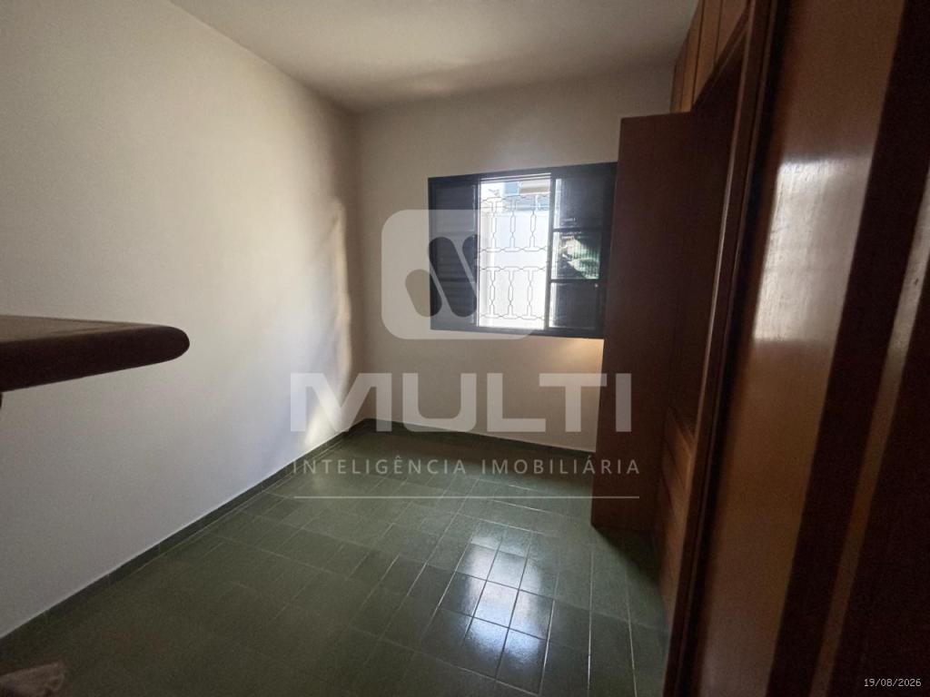 Casa, 3 quartos, 196 m² - Foto 3