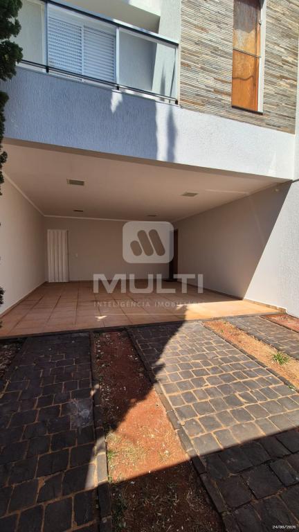 Casa, 5 quartos, 322 m² - Foto 1