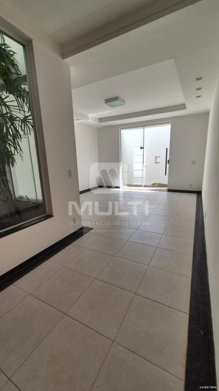 Casa, 5 quartos, 322 m² - Foto 3