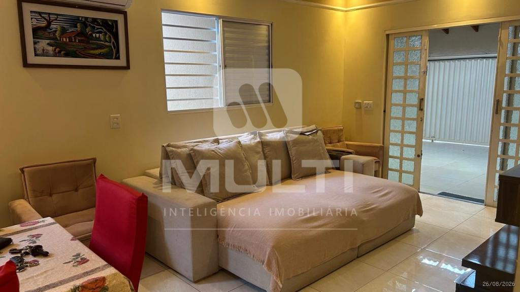 Casa, 3 quartos, 194 m² - Foto 3