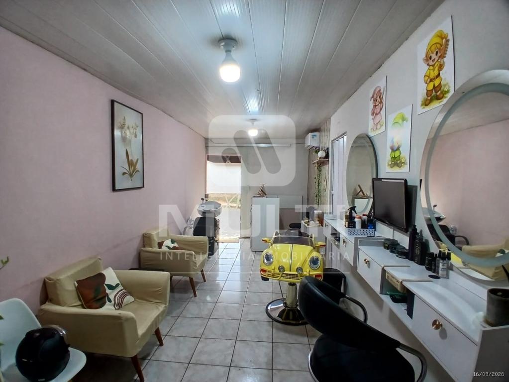 Casa, 2 quartos, 240 m² - Foto 1