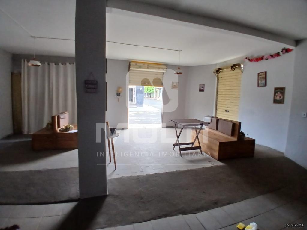 Casa, 2 quartos, 240 m² - Foto 19