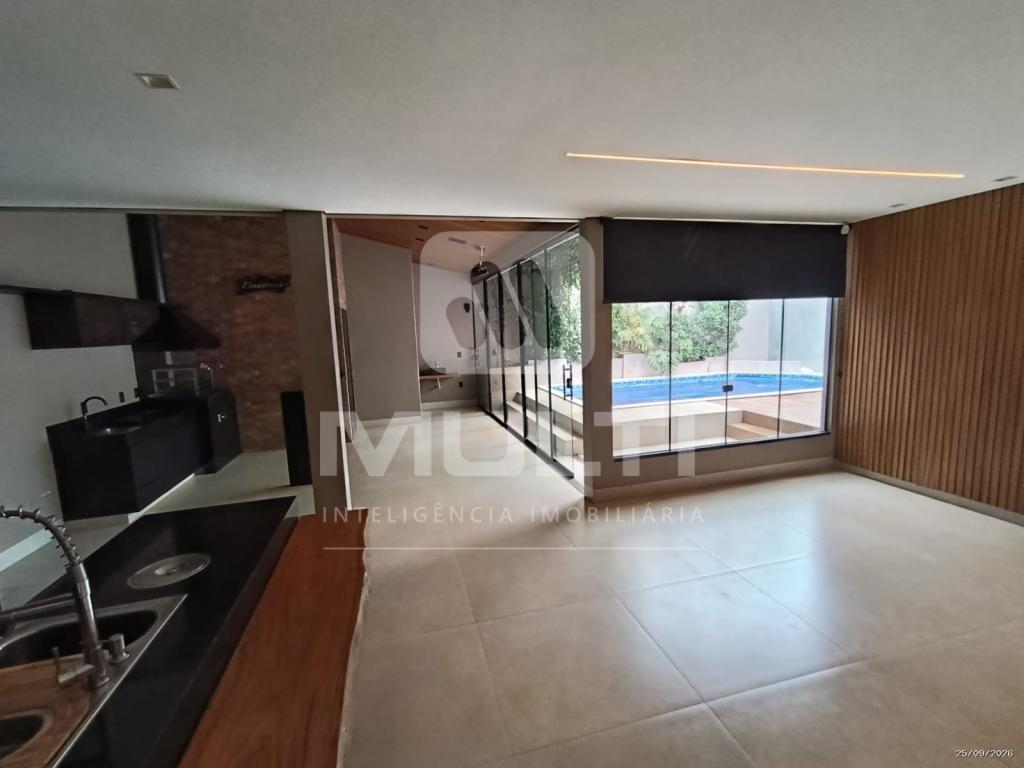 Casa, 3 quartos, 203 m² - Foto 2