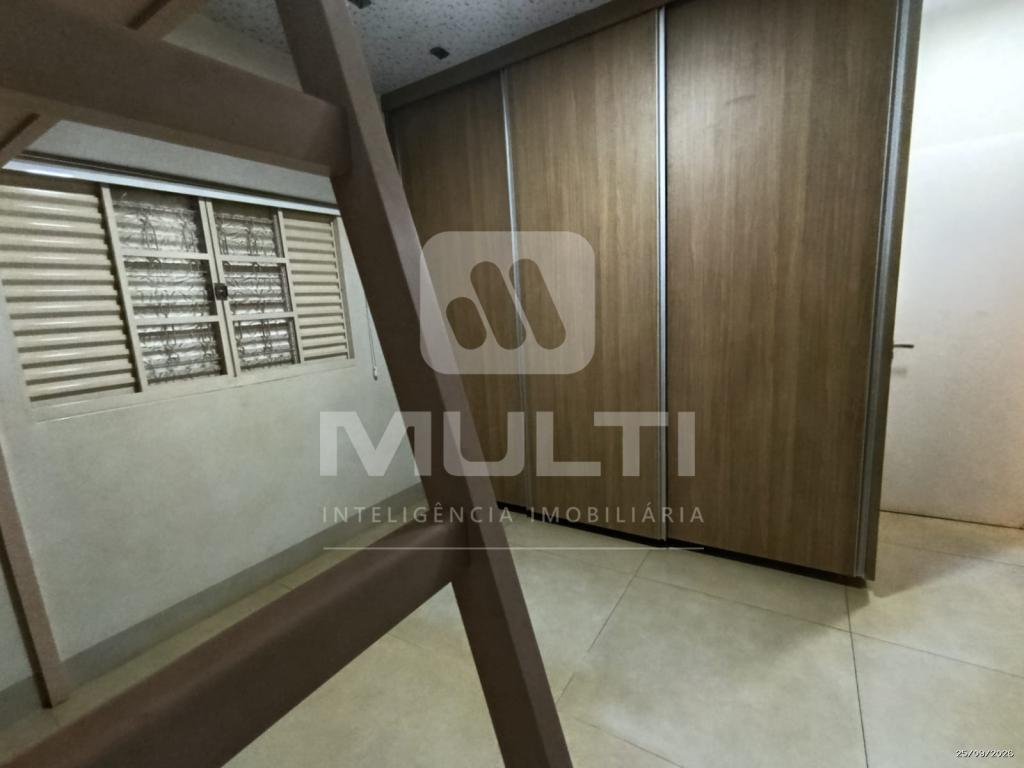 Casa, 3 quartos, 203 m² - Foto 8