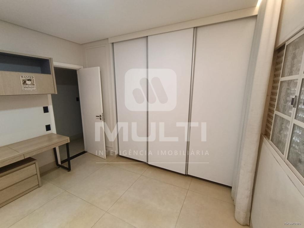 Casa, 3 quartos, 203 m² - Foto 11