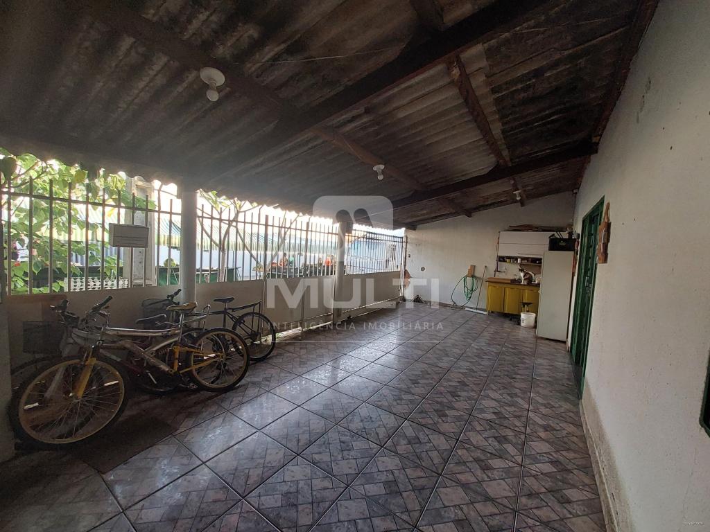 Casa, 3 quartos, 180 m² - Foto 1