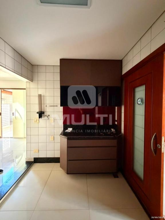 Casa, 3 quartos, 220 m² - Foto 13