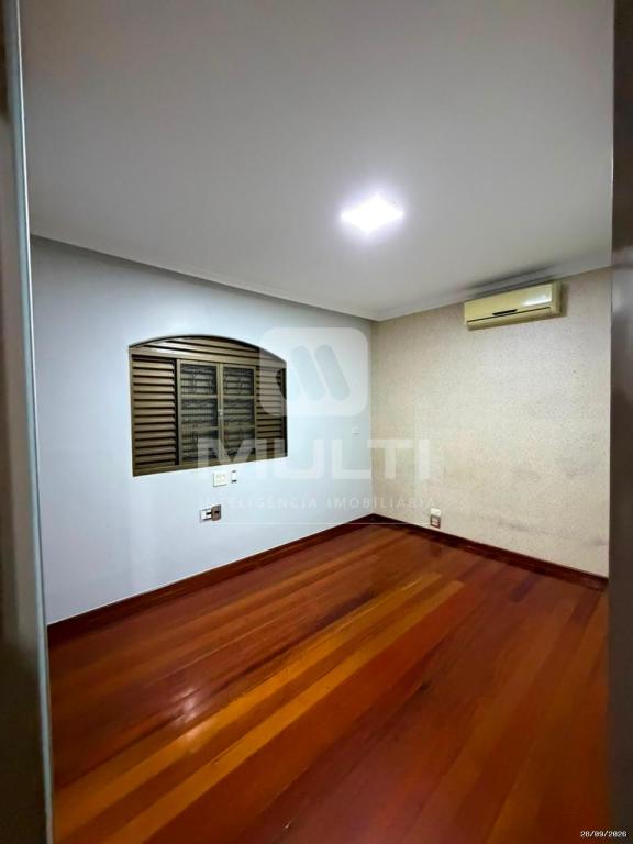 Casa, 3 quartos, 220 m² - Foto 29