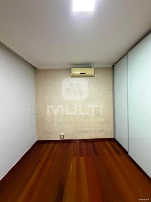 Casa, 3 quartos, 220 m² - Foto 30