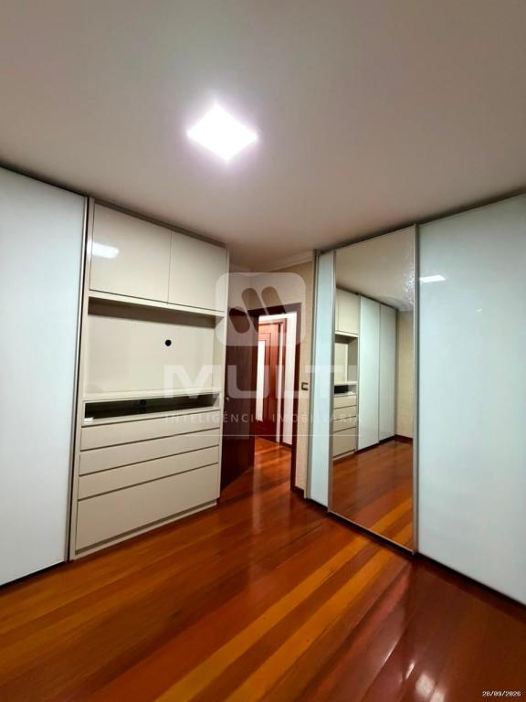 Casa, 3 quartos, 220 m² - Foto 32