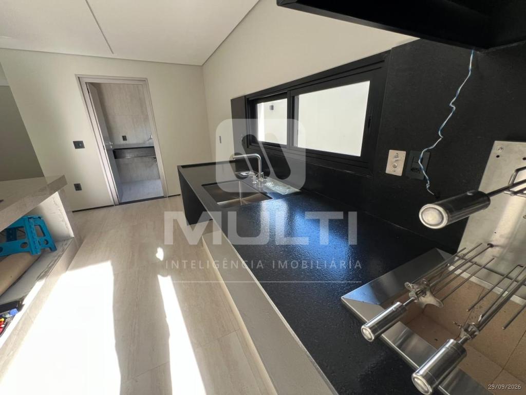 Casa, 4 quartos, 275 m² - Foto 33