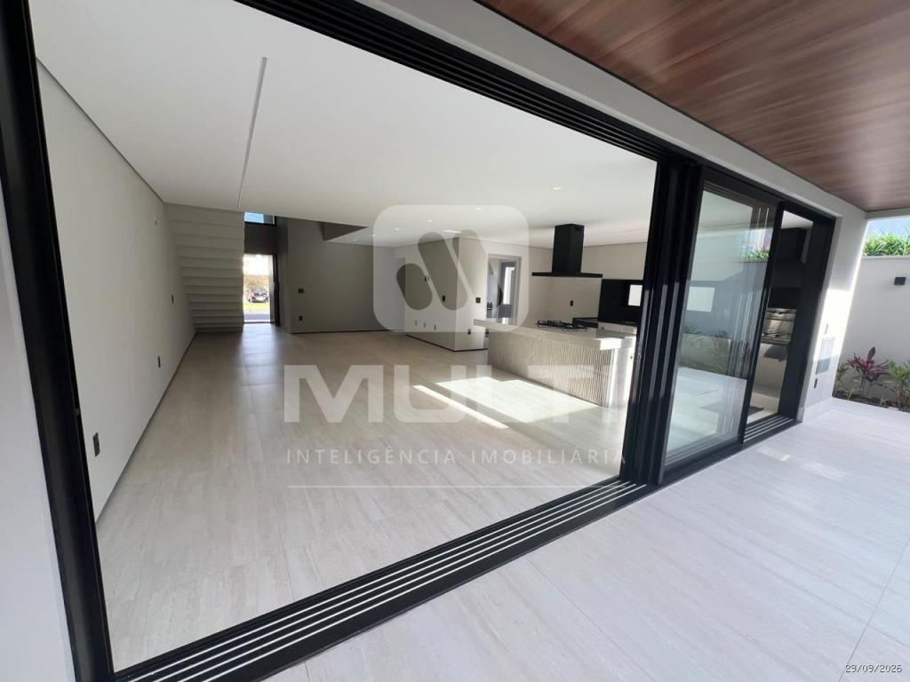 Casa, 4 quartos, 275 m² - Foto 35