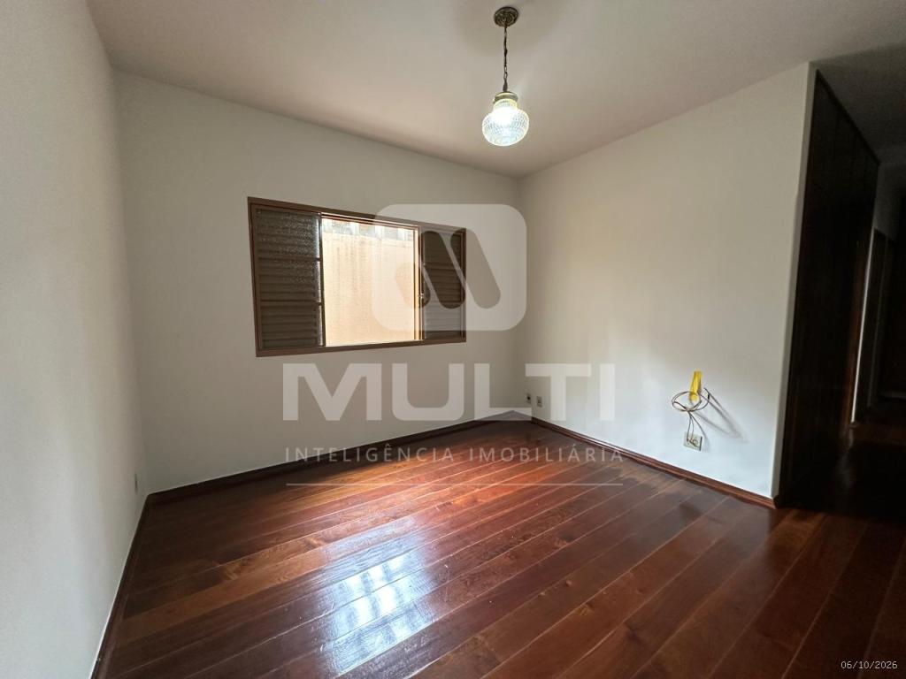 Casa, 4 quartos, 260 m² - Foto 10