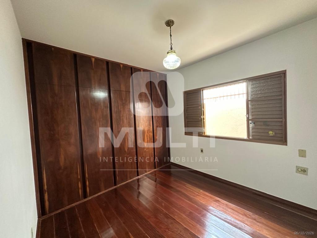 Casa, 4 quartos, 260 m² - Foto 13