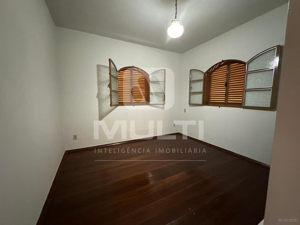 Casa, 4 quartos, 260 m² - Foto 14