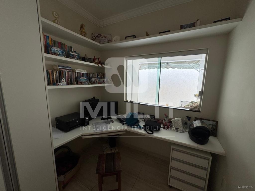 Casa, 4 quartos, 240 m² - Foto 6