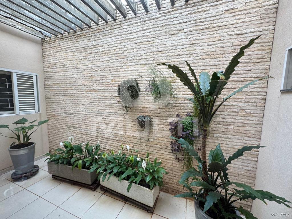 Casa, 4 quartos, 240 m² - Foto 15