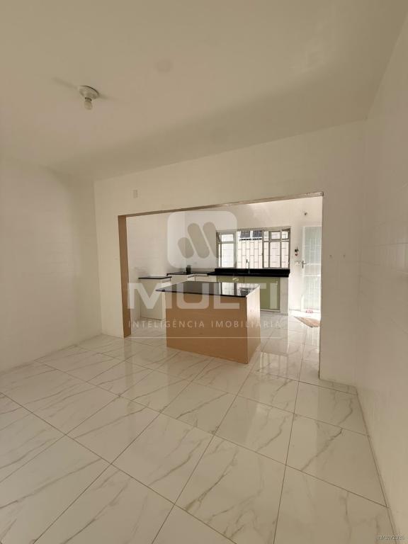 Casa, 3 quartos, 183 m² - Foto 3