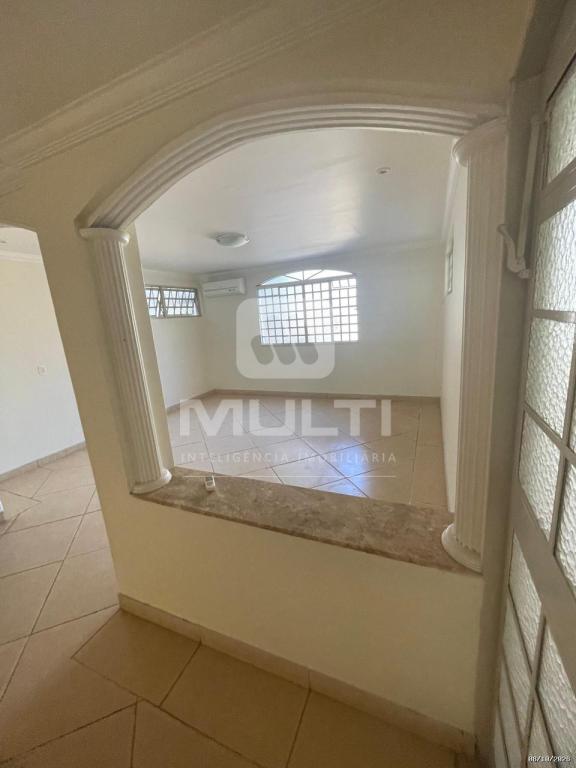 Casa, 4 quartos, 380 m² - Foto 13