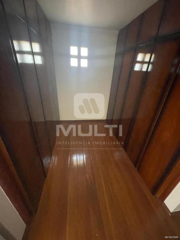 Casa, 4 quartos, 380 m² - Foto 15