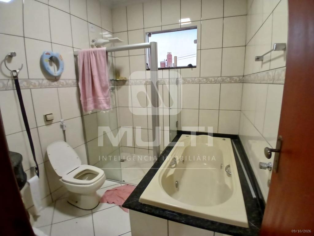 Casa, 3 quartos, 274 m² - Foto 32
