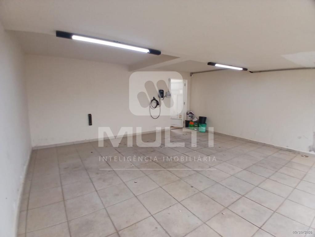 Casa, 3 quartos, 274 m² - Foto 35