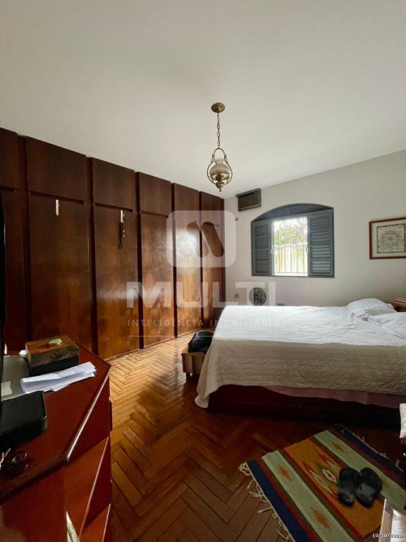 Casa, 4 quartos, 377 m² - Foto 9