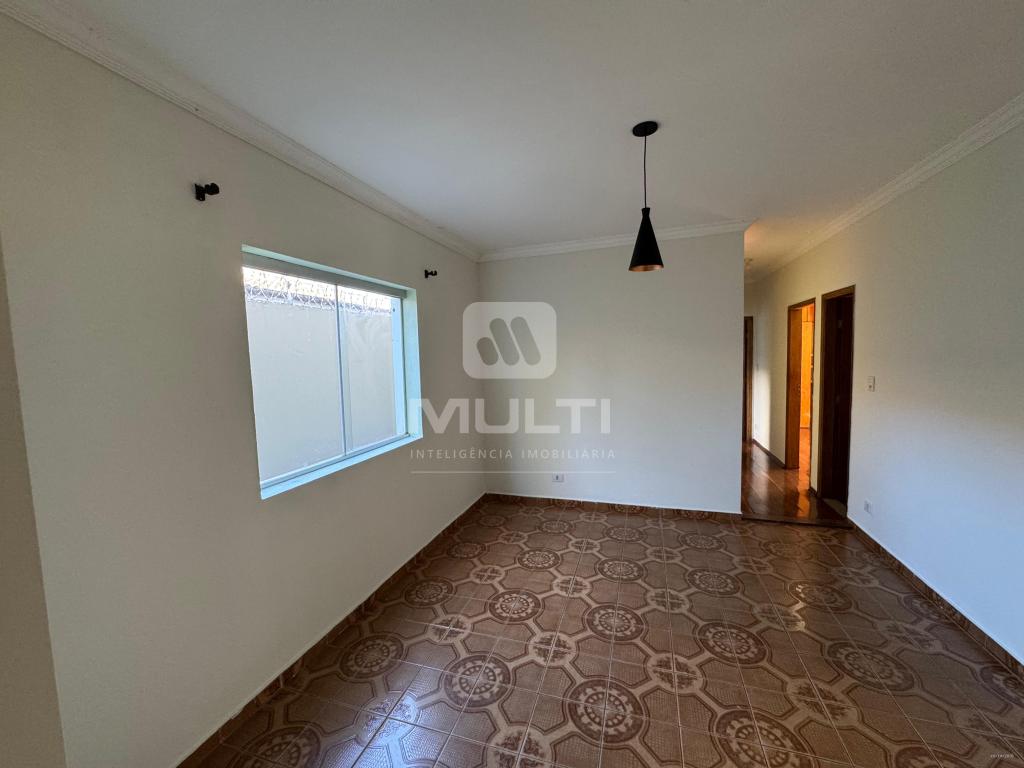 Casa, 3 quartos, 182 m² - Foto 2