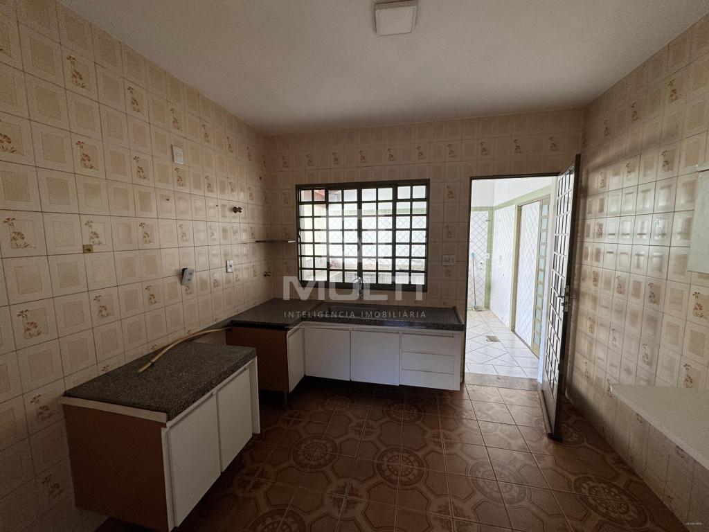 Casa, 3 quartos, 182 m² - Foto 4