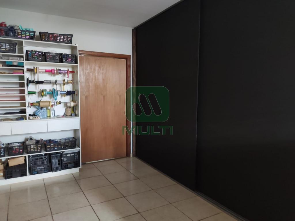 Casa à venda com 4 quartos, 400m² - Foto 10