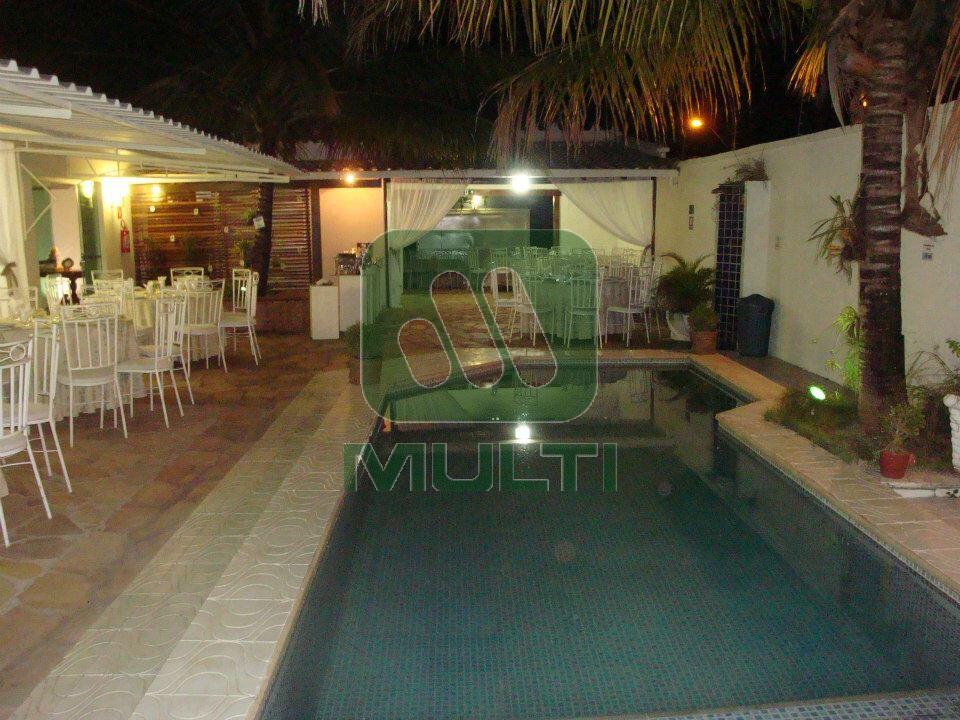 Casa à venda com 4 quartos, 400m² - Foto 16