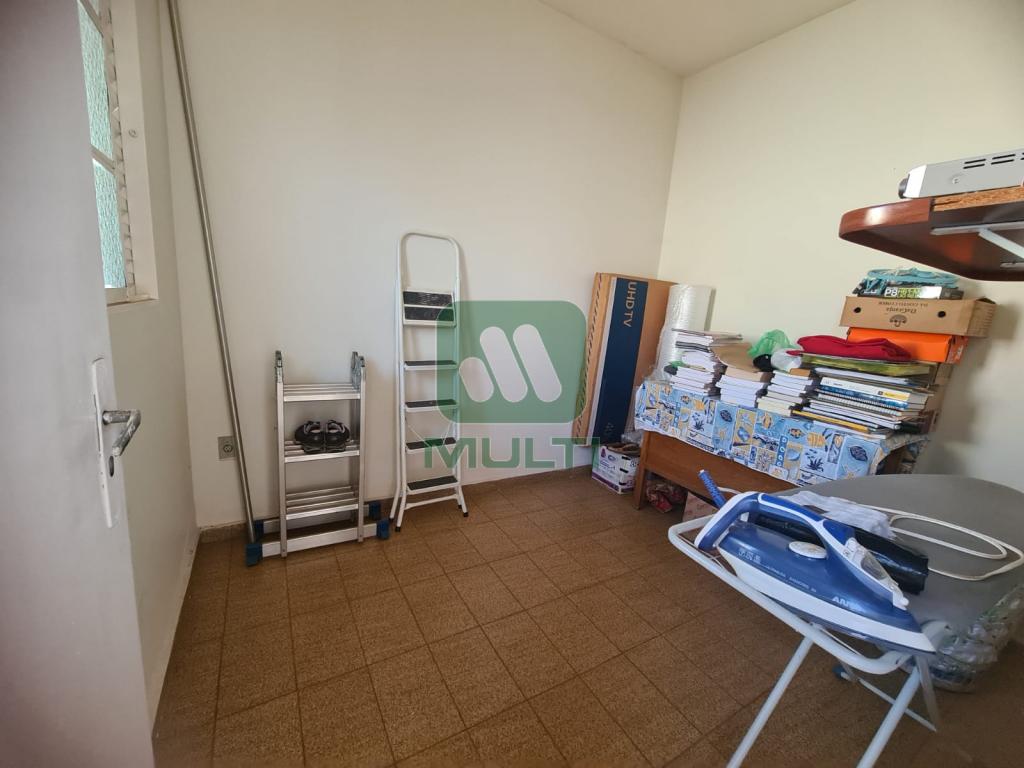 Casa à venda com 3 quartos, 160m² - Foto 15