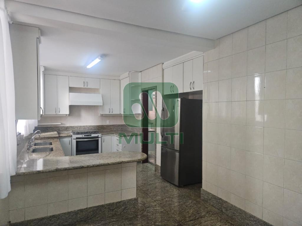 Apartamento à venda com 4 quartos, 337m² - Foto 21