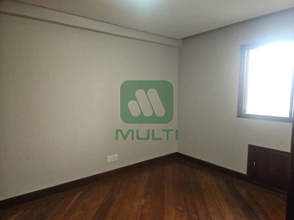 Apartamento à venda com 4 quartos, 337m² - Foto 35