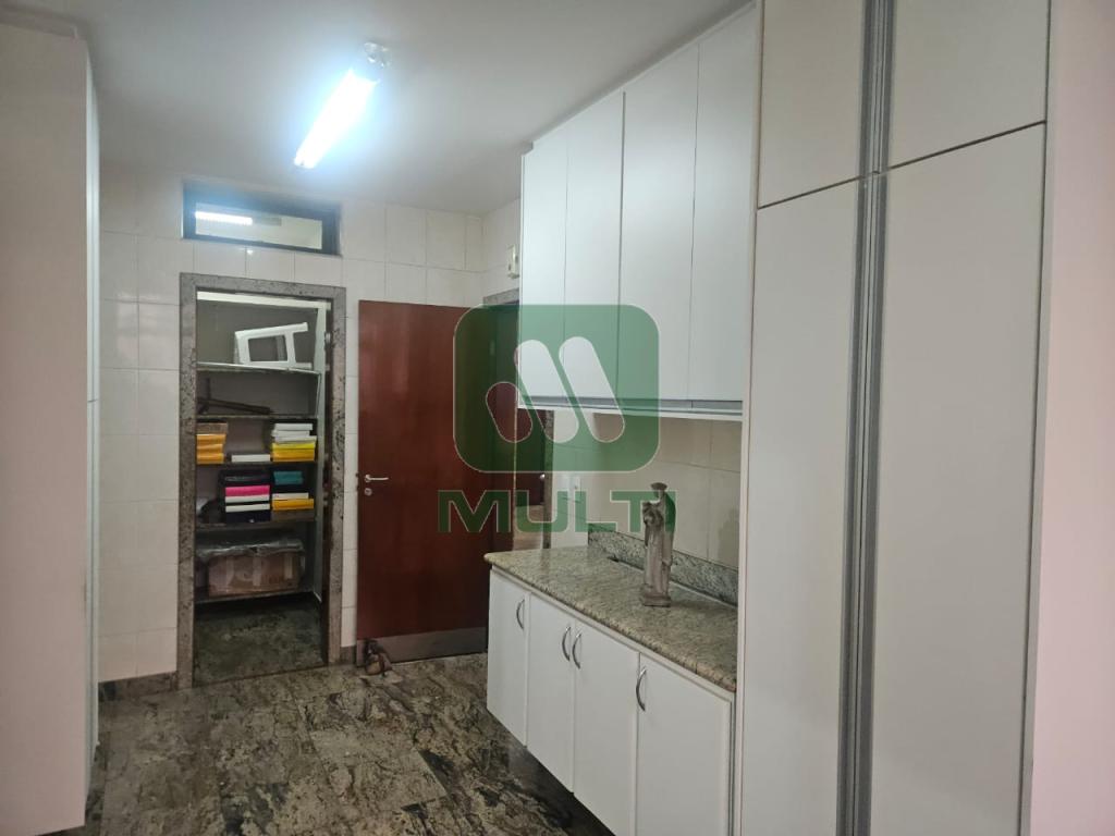 Apartamento à venda com 4 quartos, 337m² - Foto 41