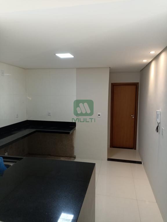 Casa à venda com 4 quartos, 192m² - Foto 7