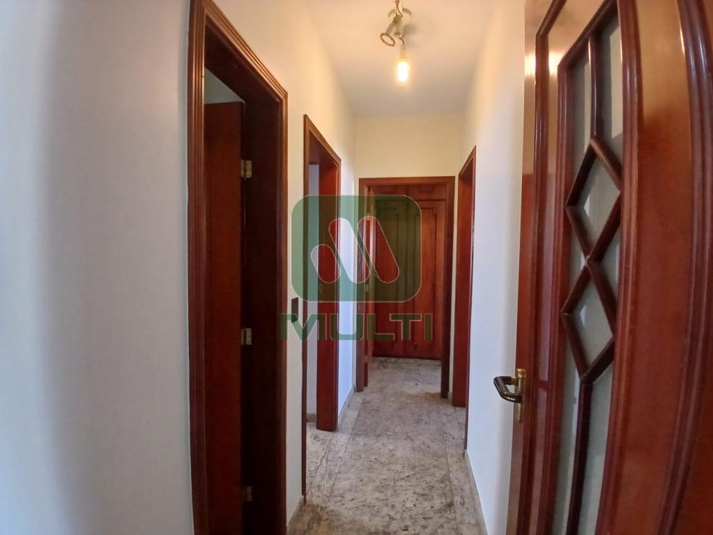 Apartamento à venda com 3 quartos, 160m² - Foto 13