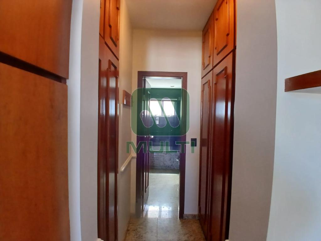 Apartamento à venda com 3 quartos, 160m² - Foto 14