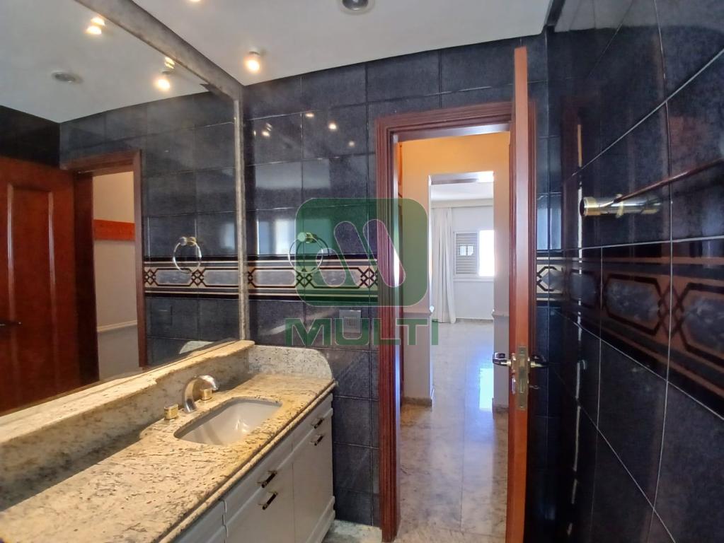 Apartamento à venda com 3 quartos, 160m² - Foto 22