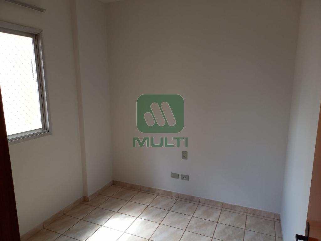 Apartamento à venda com 3 quartos, 68m² - Foto 7