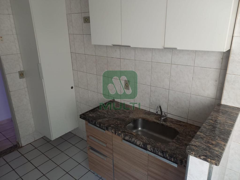 Apartamento à venda com 3 quartos, 68m² - Foto 15