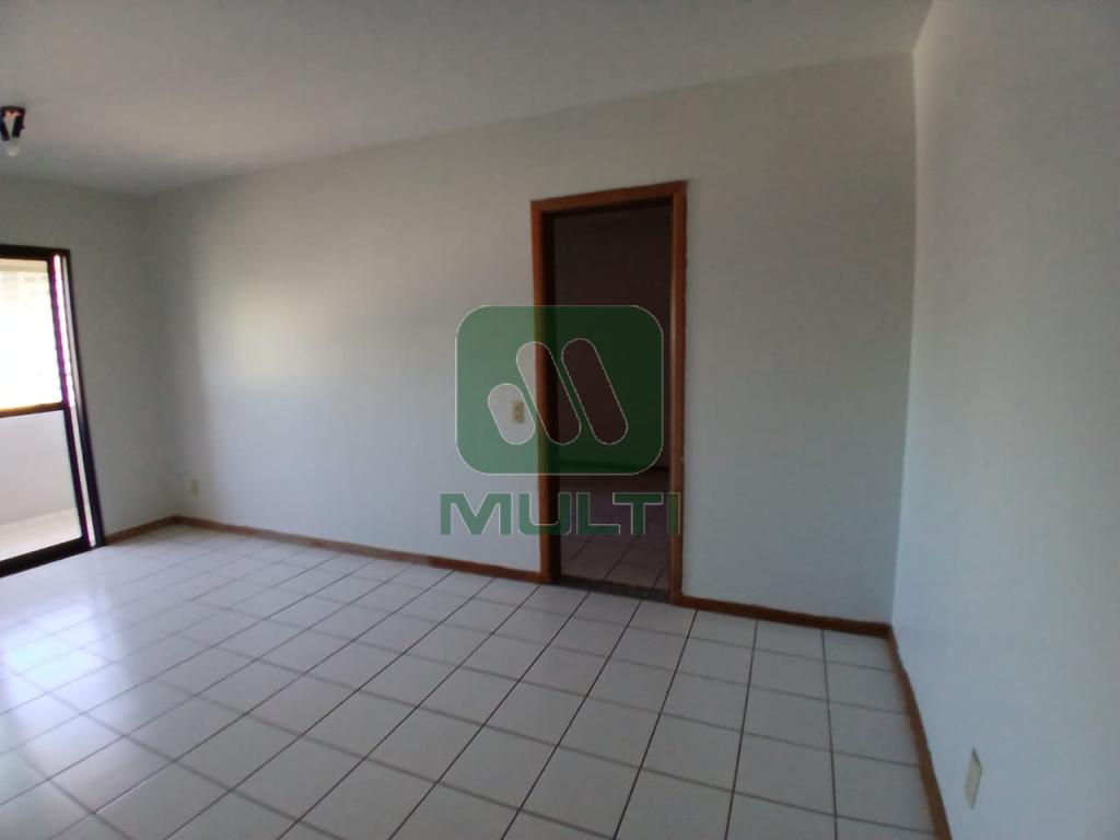 Apartamento à venda com 1 quarto, 54m² - Foto 2