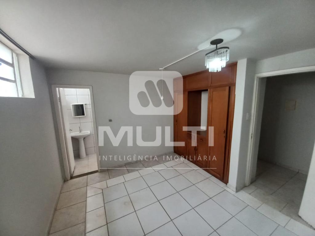 Casa à venda com 4 quartos, 400m² - Foto 12