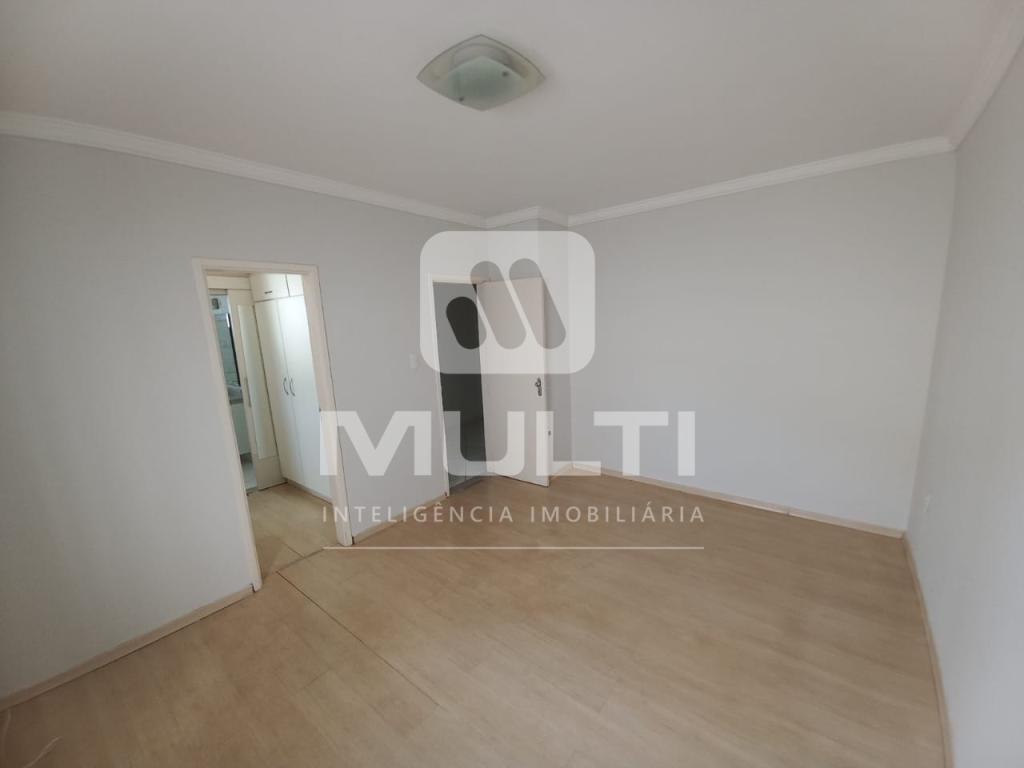 Casa à venda com 4 quartos, 400m² - Foto 19