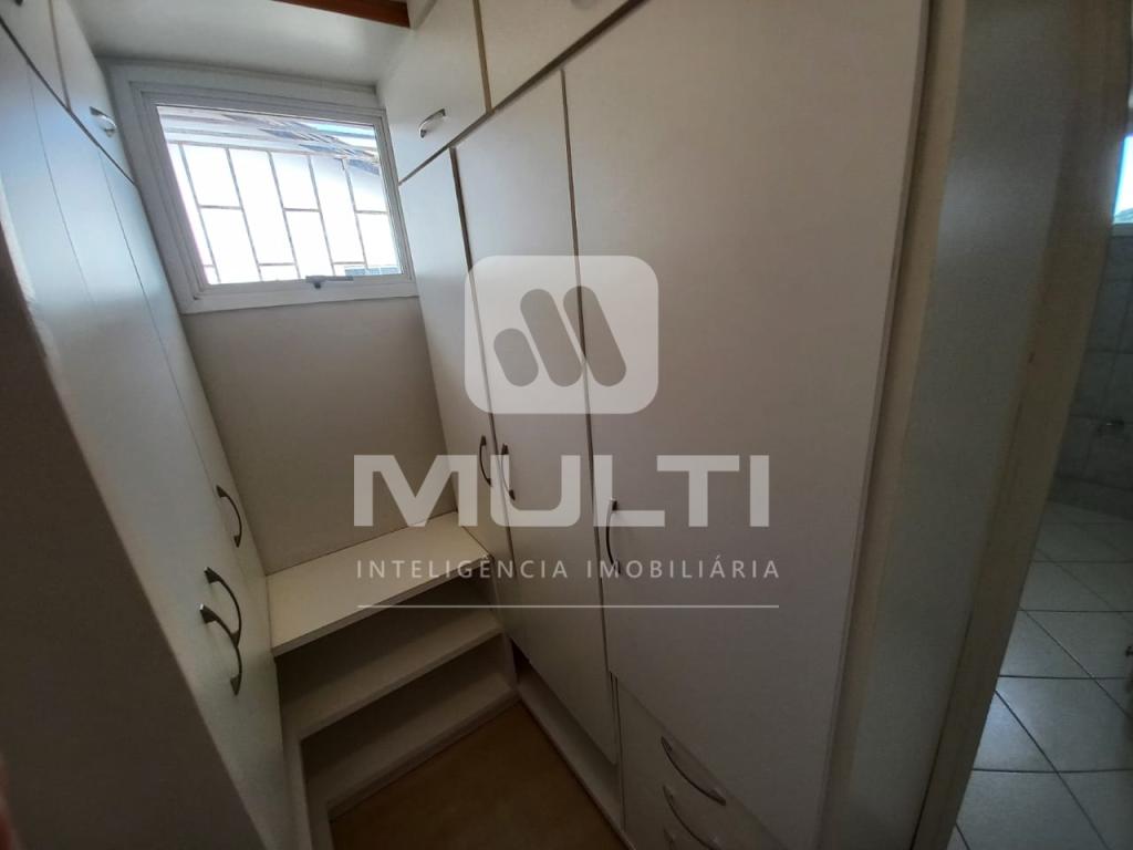 Casa à venda com 4 quartos, 400m² - Foto 21