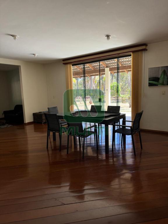 Casa de Condomínio à venda com 4 quartos, 583m² - Foto 5