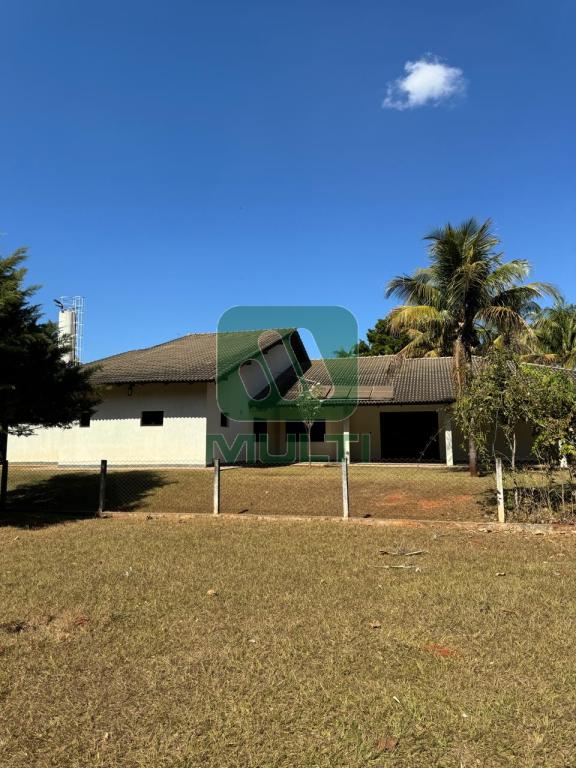 Casa de Condomínio à venda com 4 quartos, 583m² - Foto 27