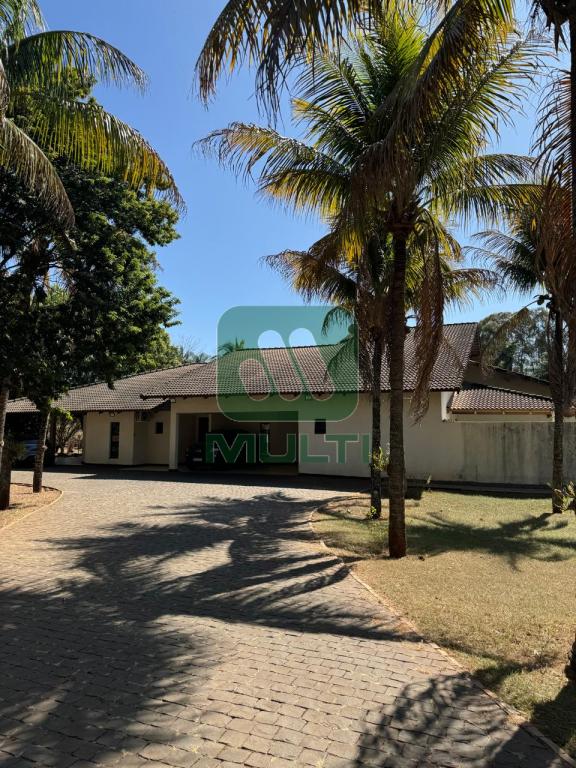 Casa de Condomínio à venda com 4 quartos, 583m² - Foto 35