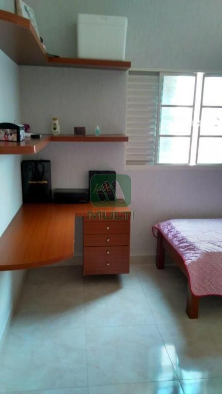 Casa à venda com 3 quartos, 197m² - Foto 6